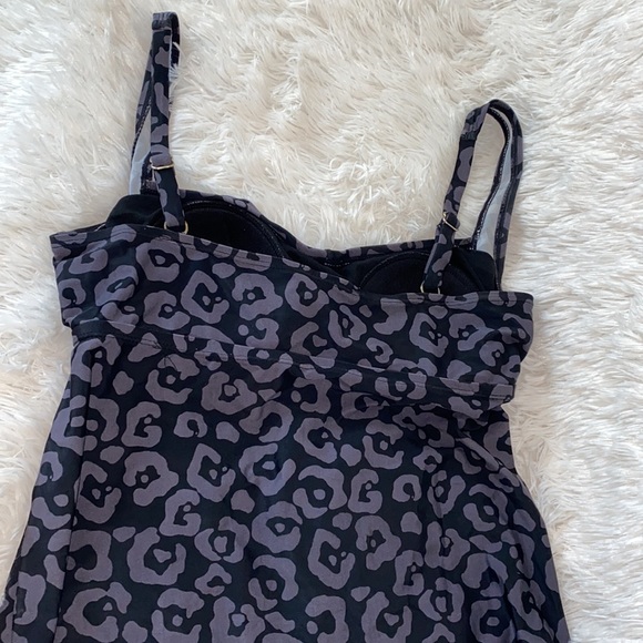 3/25$ Swim Top - Picture 2 of 2